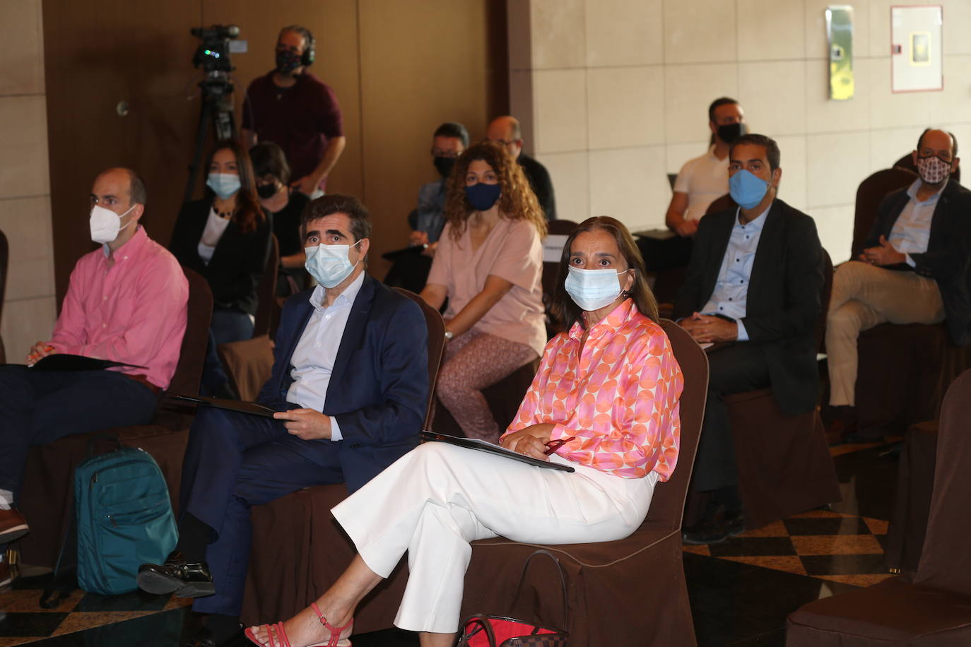 La jornada se ha centrado en las oportunidades ante las que se encuentra el sector del vino, con nuevos canales de comunicación con el cliente