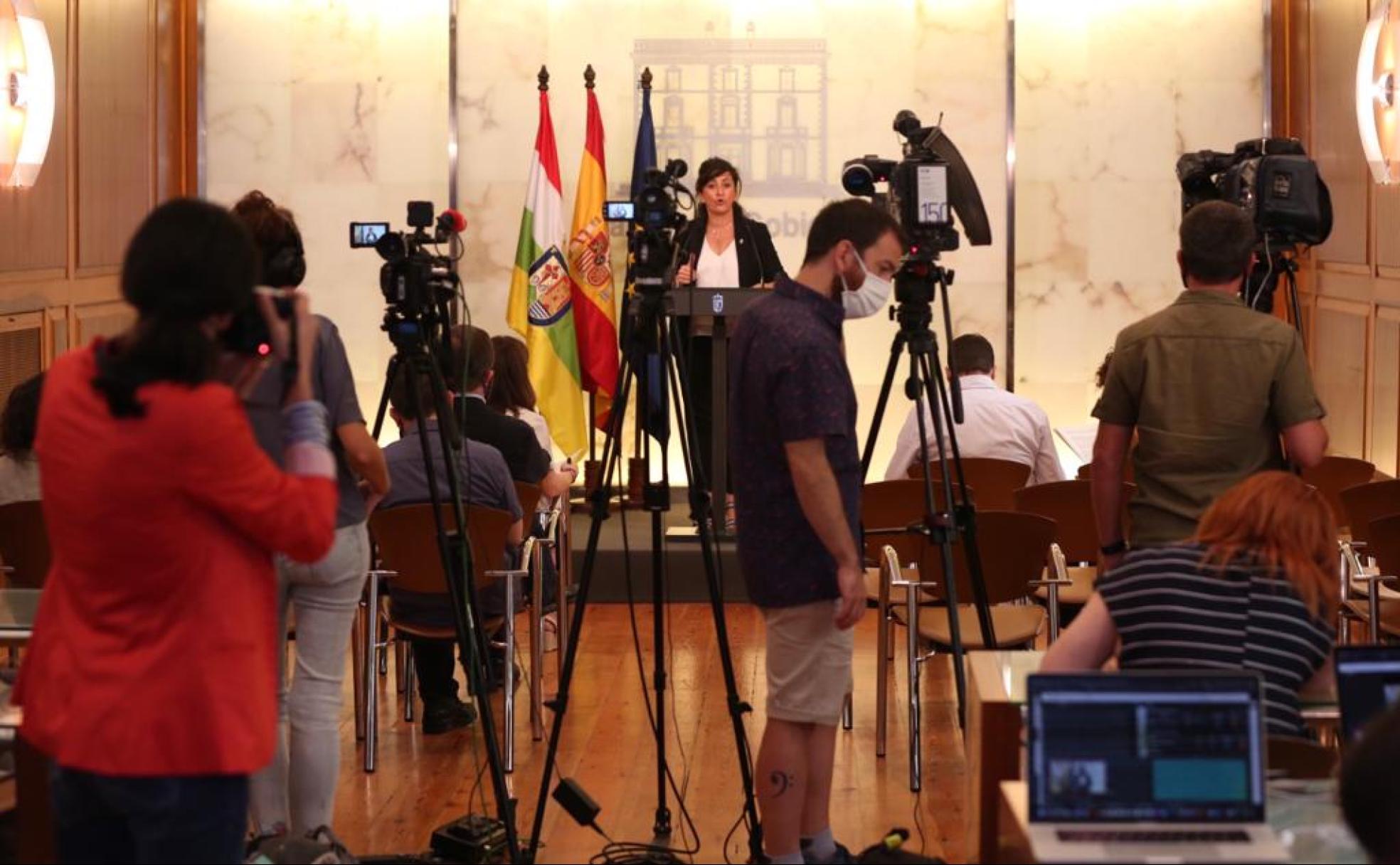 Normas y restricciones por el coronavirus en La Rioja: reuniones de no más de 6 personas y se recomienda limitar la movilidad fuera del municipio