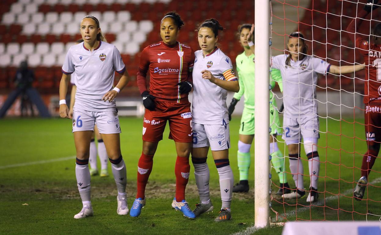 Partido entre el EDF y el Levante de la pasada temporada.