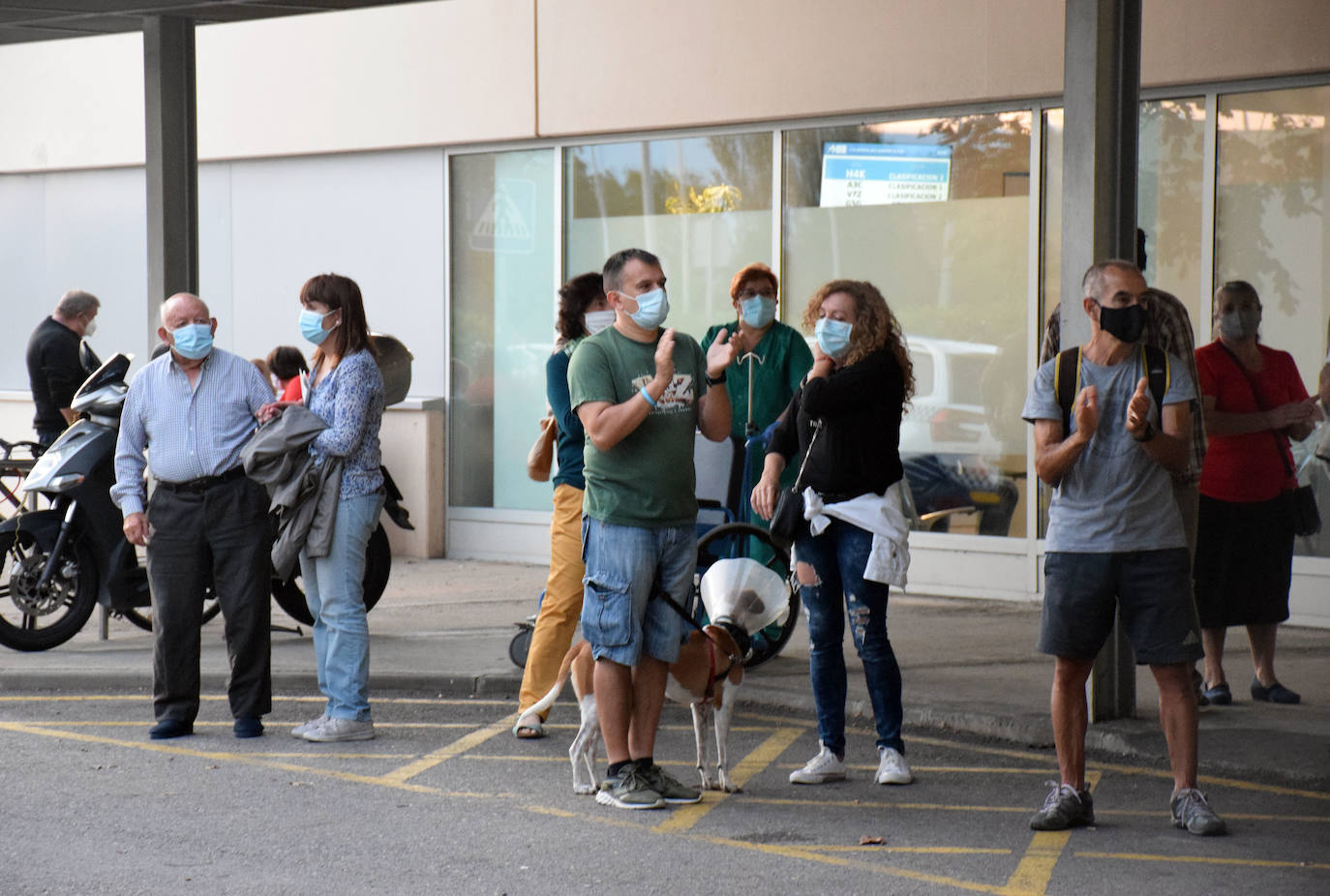 Fotos: Urgencias se concentra de nuevo para seguir exigiendo más personal y mejoras en el servicio