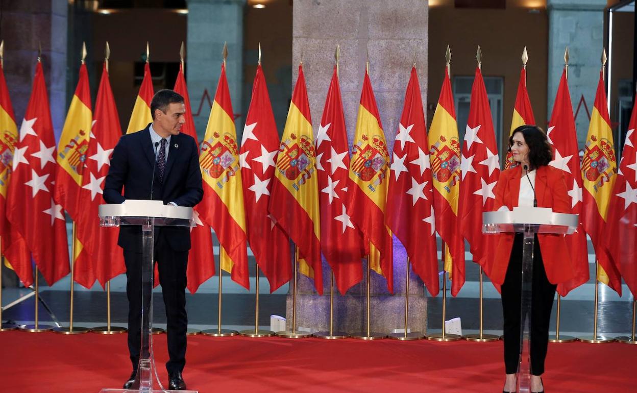 Pedro Sánchez e Isabel Diaz Ayuso