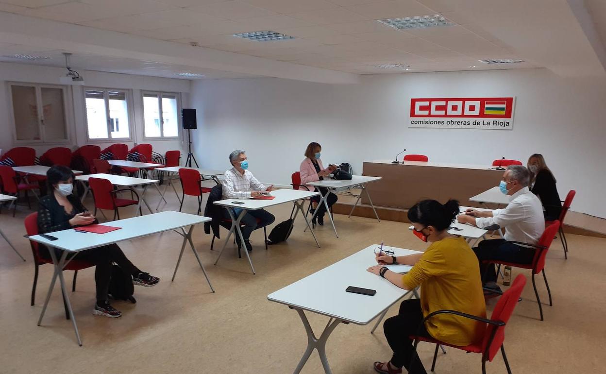 PSOE y CCOO coinciden en «aprovechar» los recursos de la Estrategia Europea de Desarrollo «para el impulso económico de La Rioja»