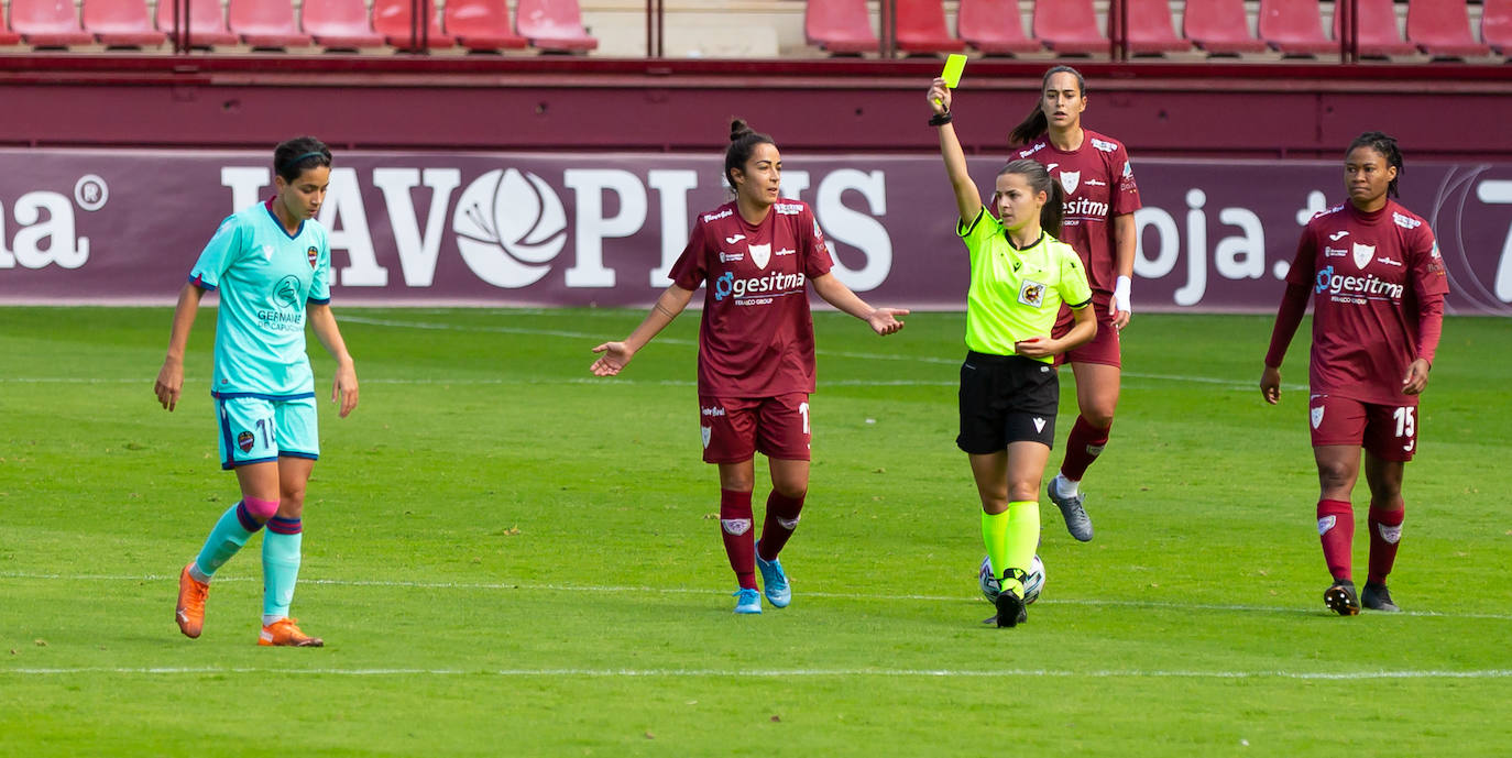 Las riojanas abrieron la Primera Iberdrola en Las Gaunas perdiendo ante el Levante
