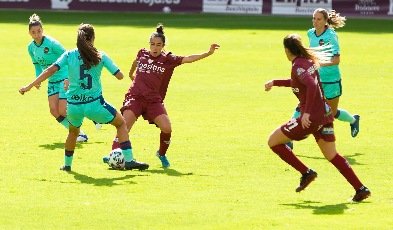 Las riojanas abrieron la Primera Iberdrola en Las Gaunas perdiendo ante el Levante