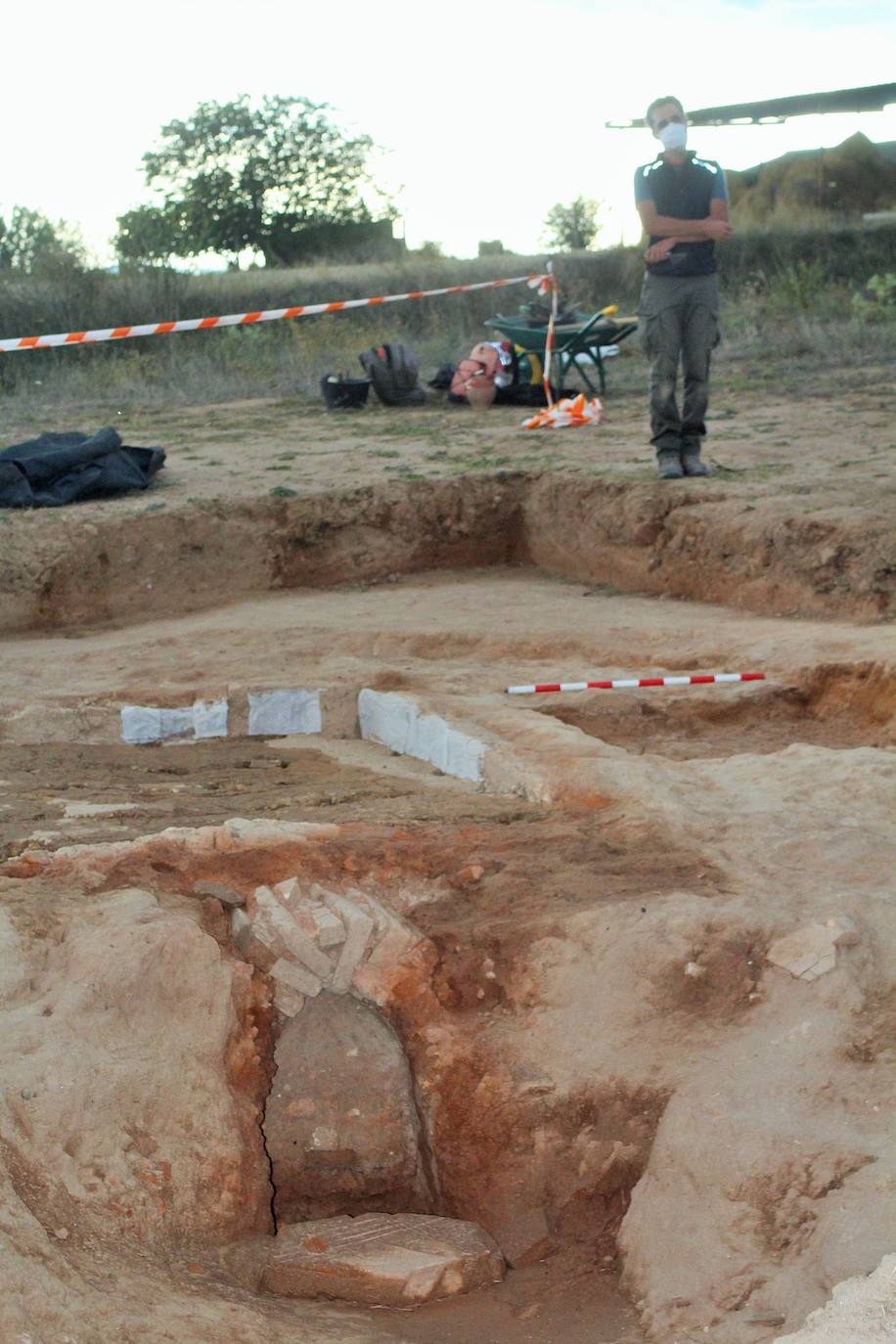 Una visiata al yacimiento romano de La Morlaca de Villamediana, que data de entre los siglos III y IV.