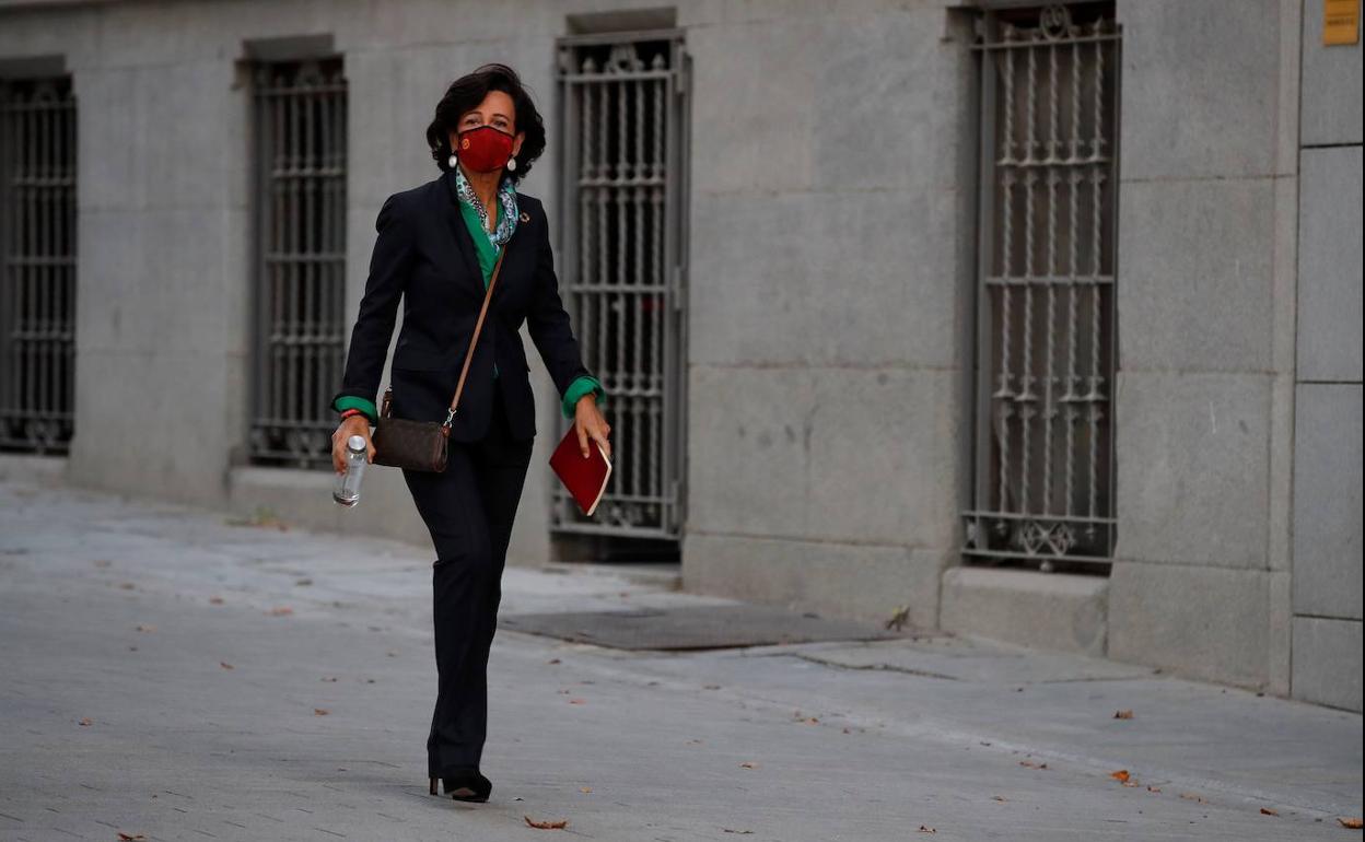 La presidenta del Banco Santander, Ana Botín, a su llegada este jueves a la Audiencia Nacional.