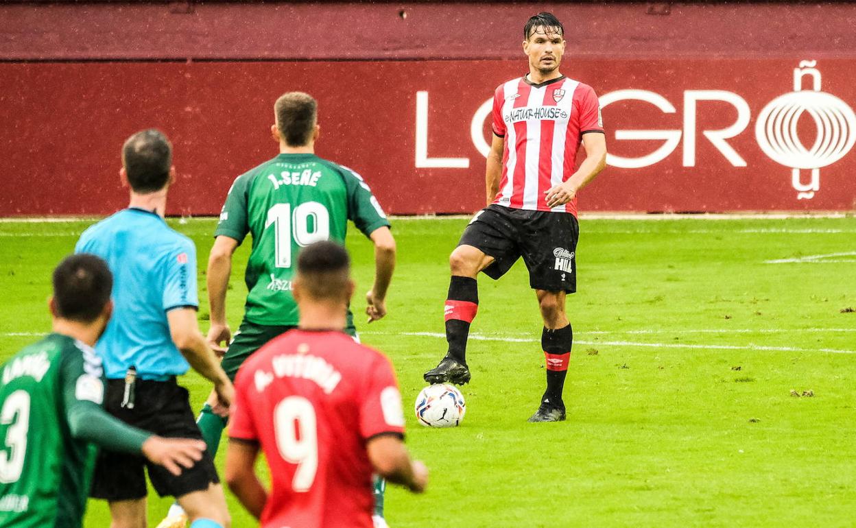 Imagen del partido ante el Castellón en Las Gaunas. 