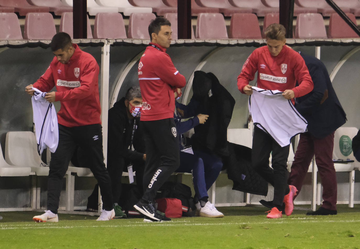 Los blanquirrojos han caído en Las Gaunas por culpa de un gol de Borja Bastón en el minuto 30