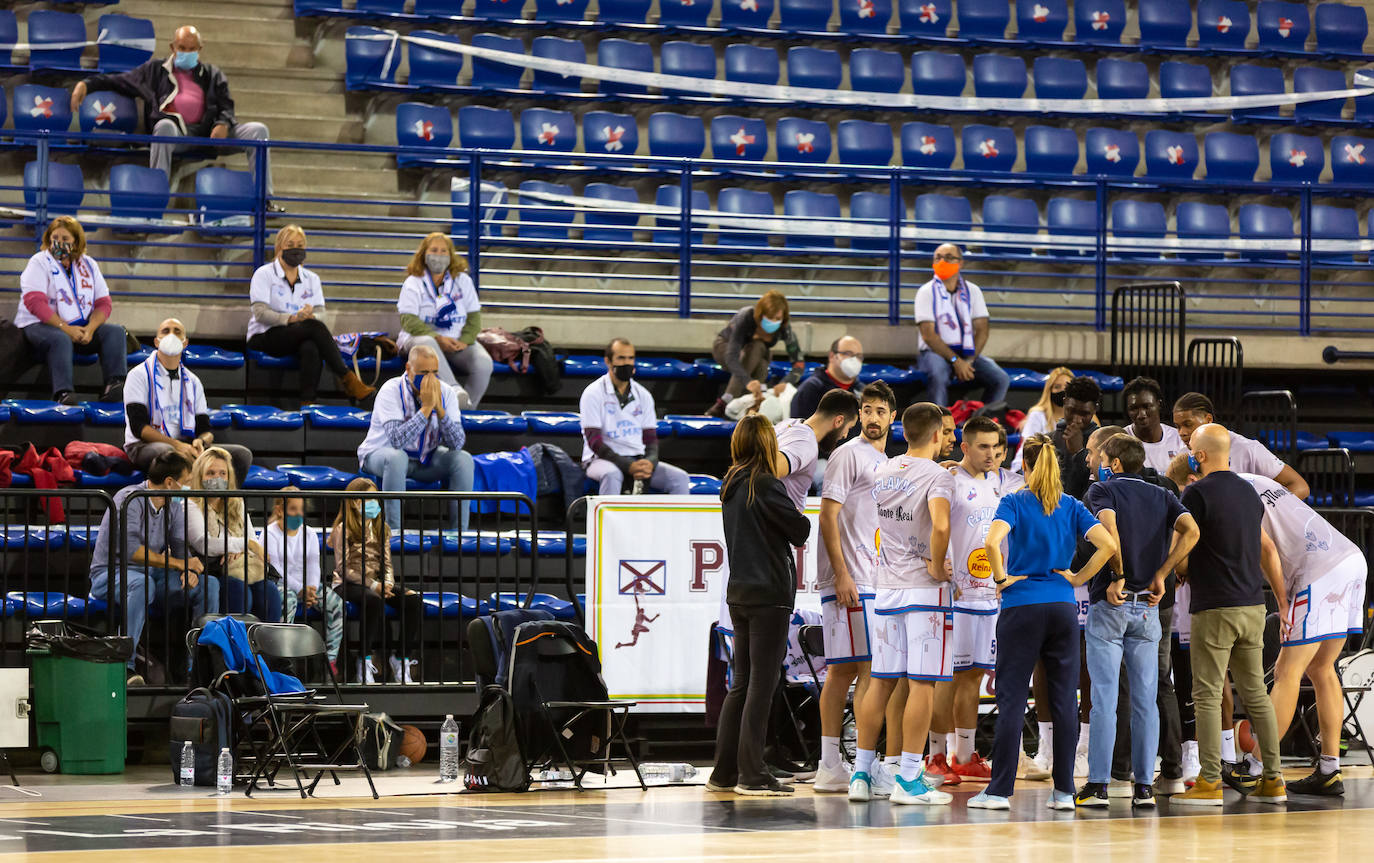 Los riojanos sucumbieron en el tramo final del duelo