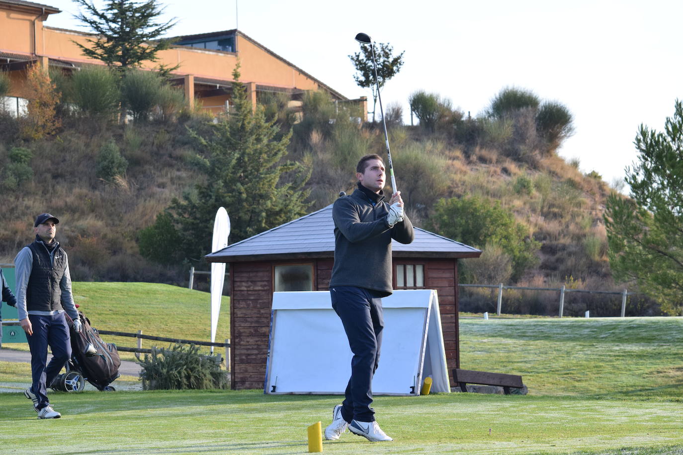 Los participantes en el Torneo de Golf Carlos Moro disfrutaron de un gran día de juego El Campo de Logroño.