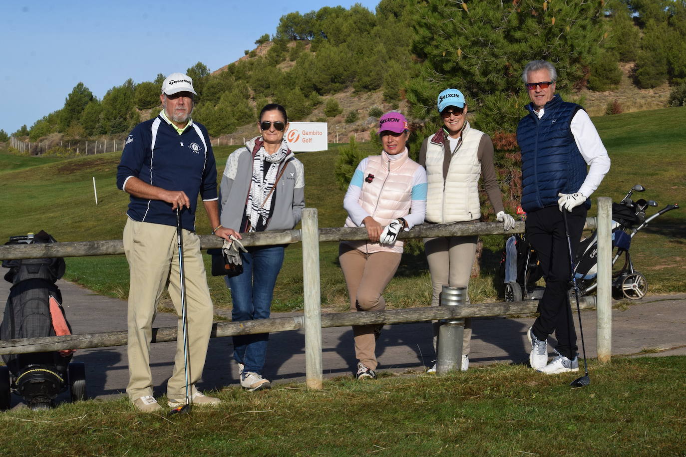 Los participantes en el Torneo de Golf Carlos Moro disfrutaron de un gran día de juego El Campo de Logroño.