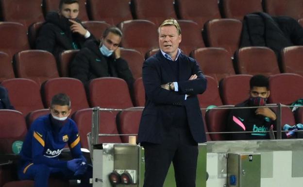 Koeman: «Estamos acostumbrados a jugar con uno menos»