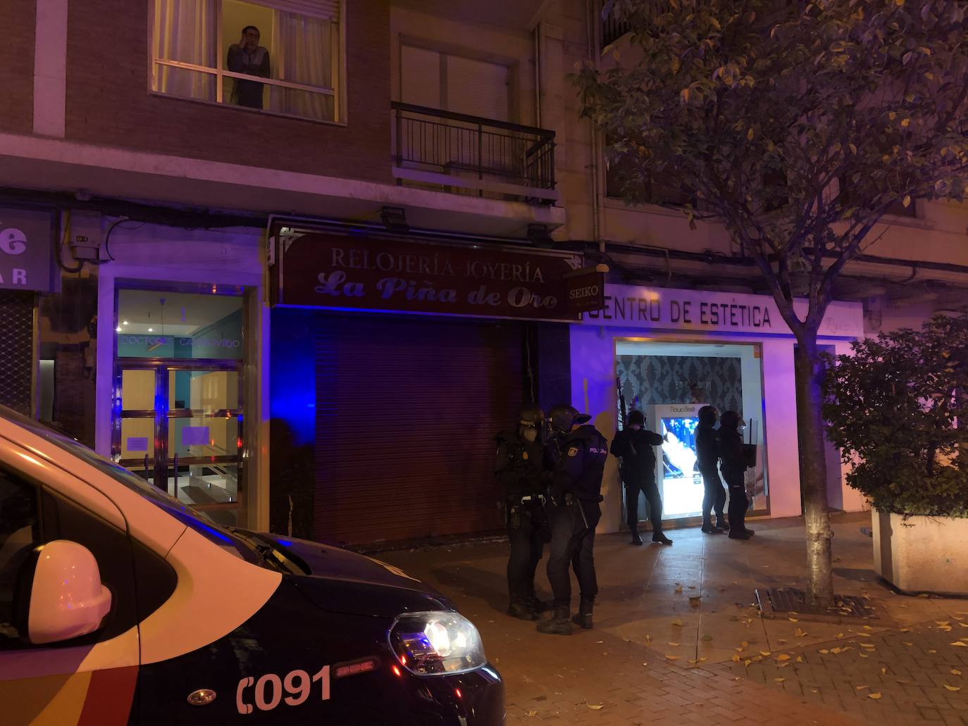 La capital riojana ha vivido este sábado una tensa jornada