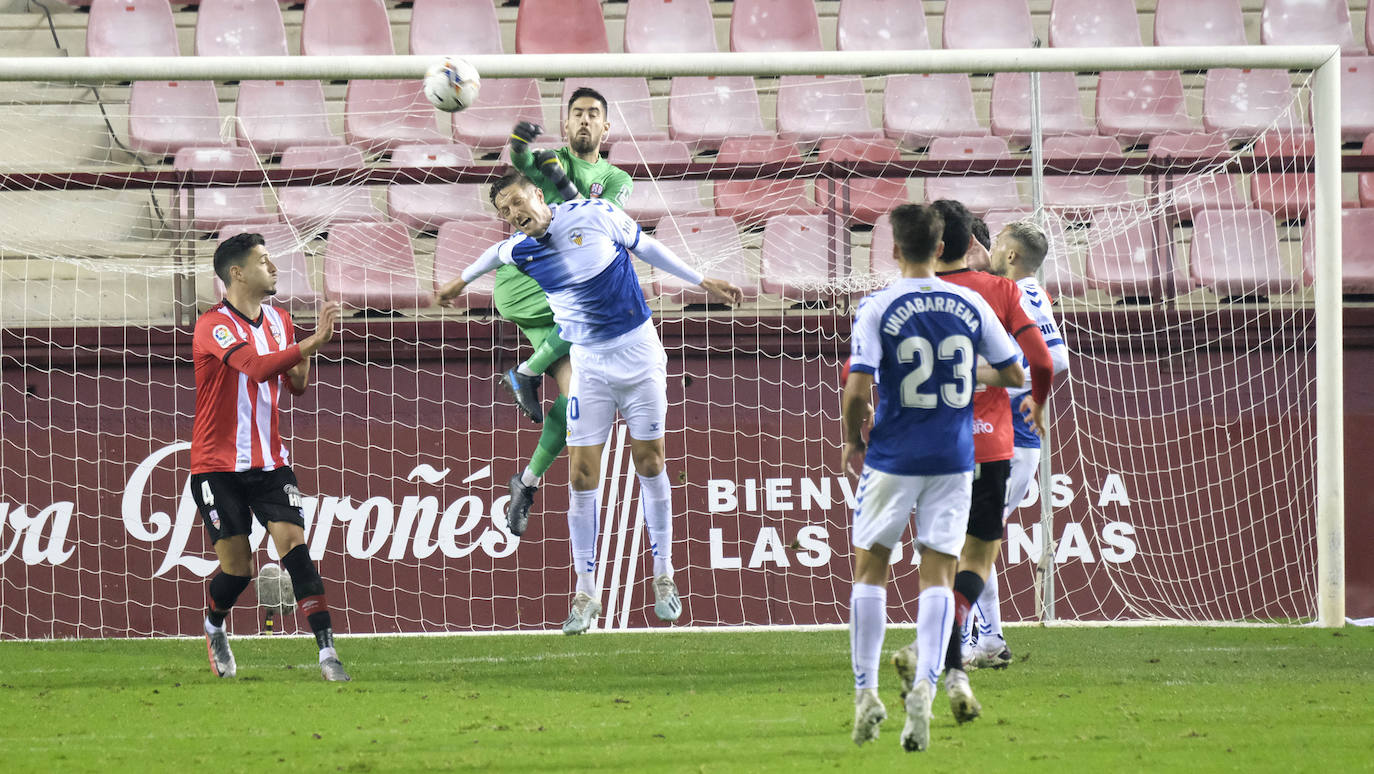 Los blanquirrojos han conseguido su cuarto triunfo seguido gracias a un gol del colombiano Leo Ruiz