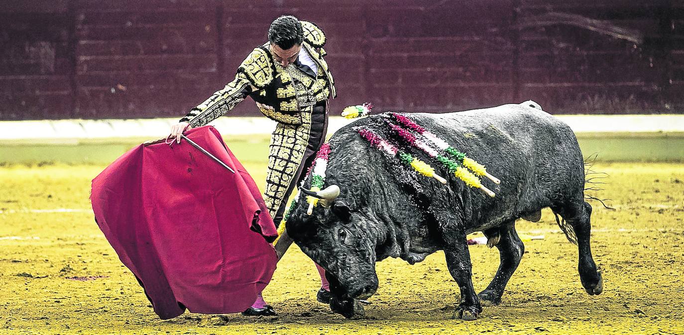 Octavio Chacón corta una oreja en una seria e imponente corrida de  Victorino en La Ribera | La Rioja