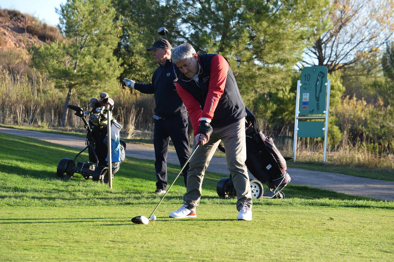 Imágenes del torneo final de la décima edición de la Liga de Golf y Vino, que organiza cada año lomejordelvinoderioja.com. 