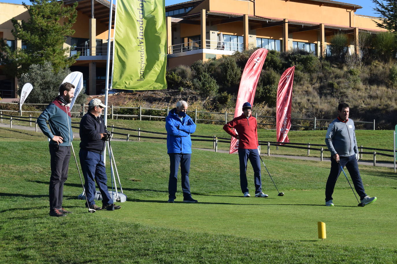 Imágenes del torneo final de la décima edición de la Liga de Golf y Vino, que organiza cada año lomejordelvinoderioja.com. 