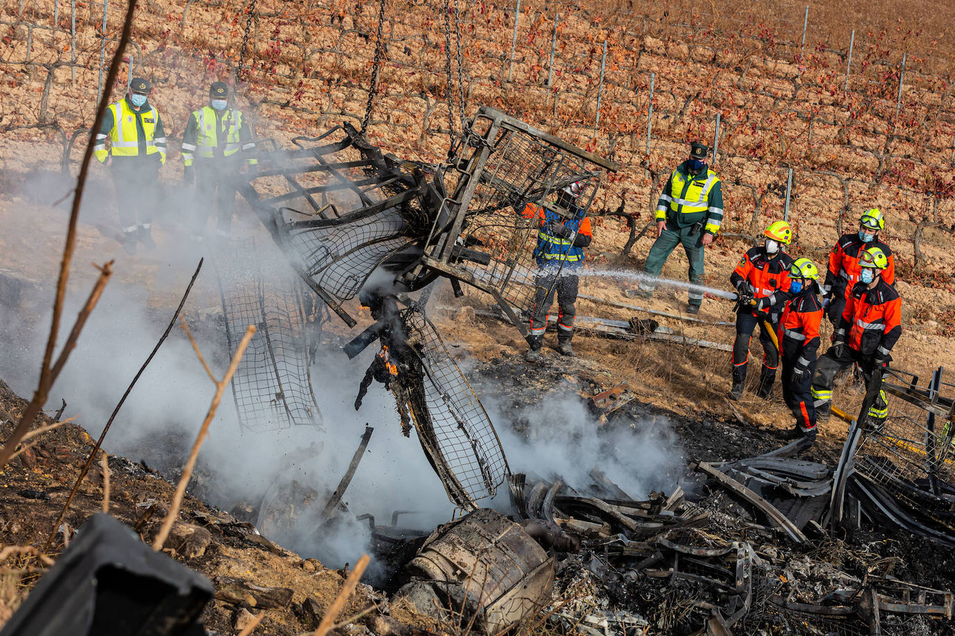 En este terrible suceso, los bomberos han tardado cinco horas en hallar el cuerpo de la víctima