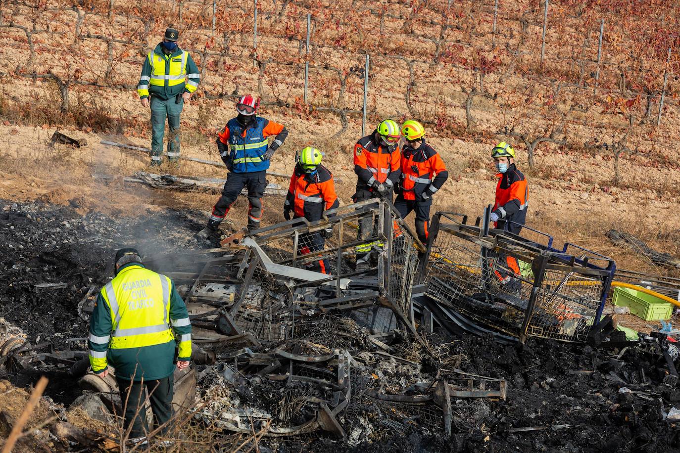 En este terrible suceso, los bomberos han tardado cinco horas en hallar el cuerpo de la víctima