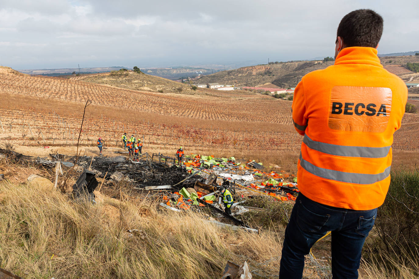 En este terrible suceso, los bomberos han tardado cinco horas en hallar el cuerpo de la víctima