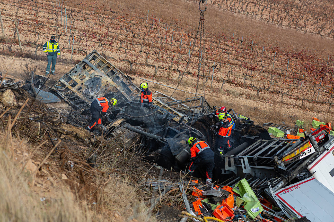 En este terrible suceso, los bomberos han tardado cinco horas en hallar el cuerpo de la víctima