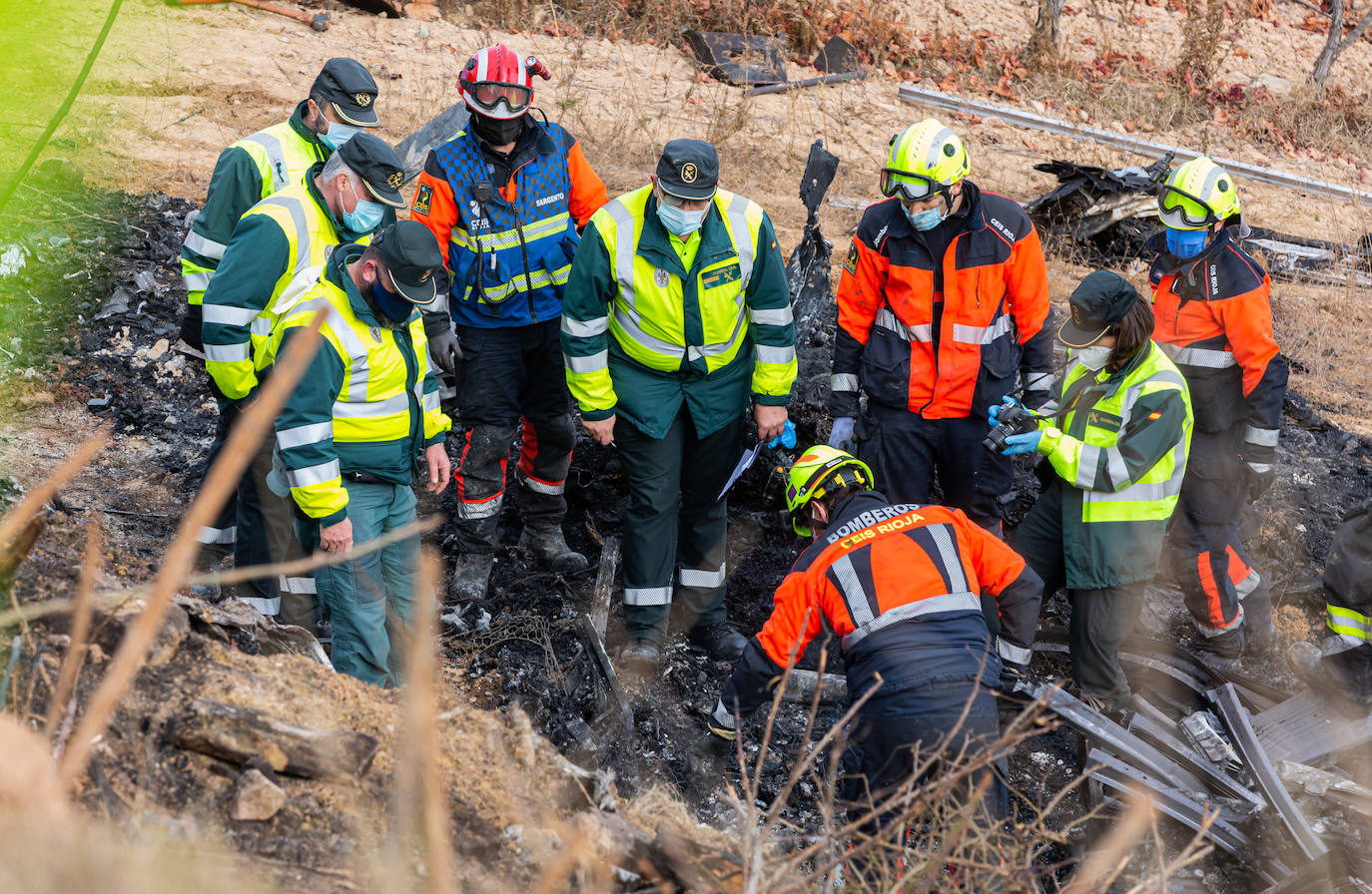 En este terrible suceso, los bomberos han tardado cinco horas en hallar el cuerpo de la víctima