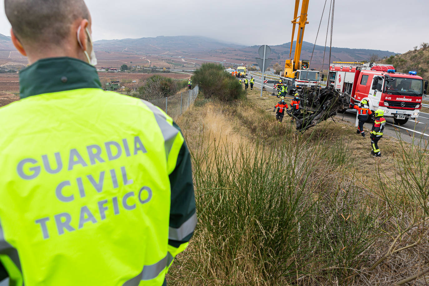 En este terrible suceso, los bomberos han tardado cinco horas en hallar el cuerpo de la víctima