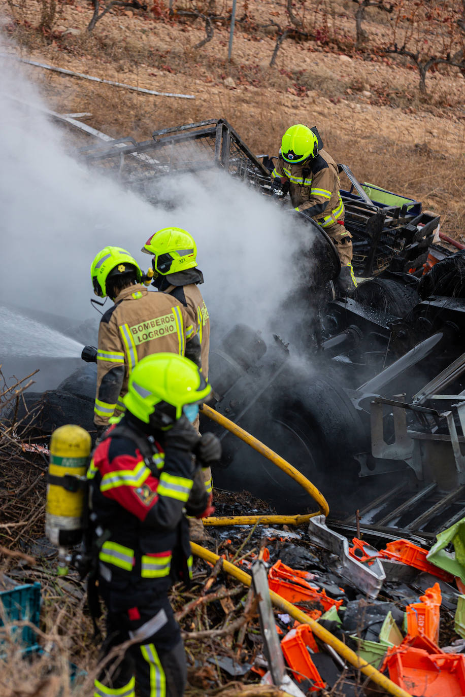 En este terrible suceso, los bomberos han tardado cinco horas en hallar el cuerpo de la víctima
