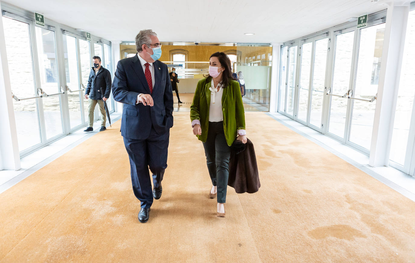 Visita de la presidenta del Gobierno de La Rioja a la nueva sala de vistas del Juzgado de Violencia sobre la Mujer.