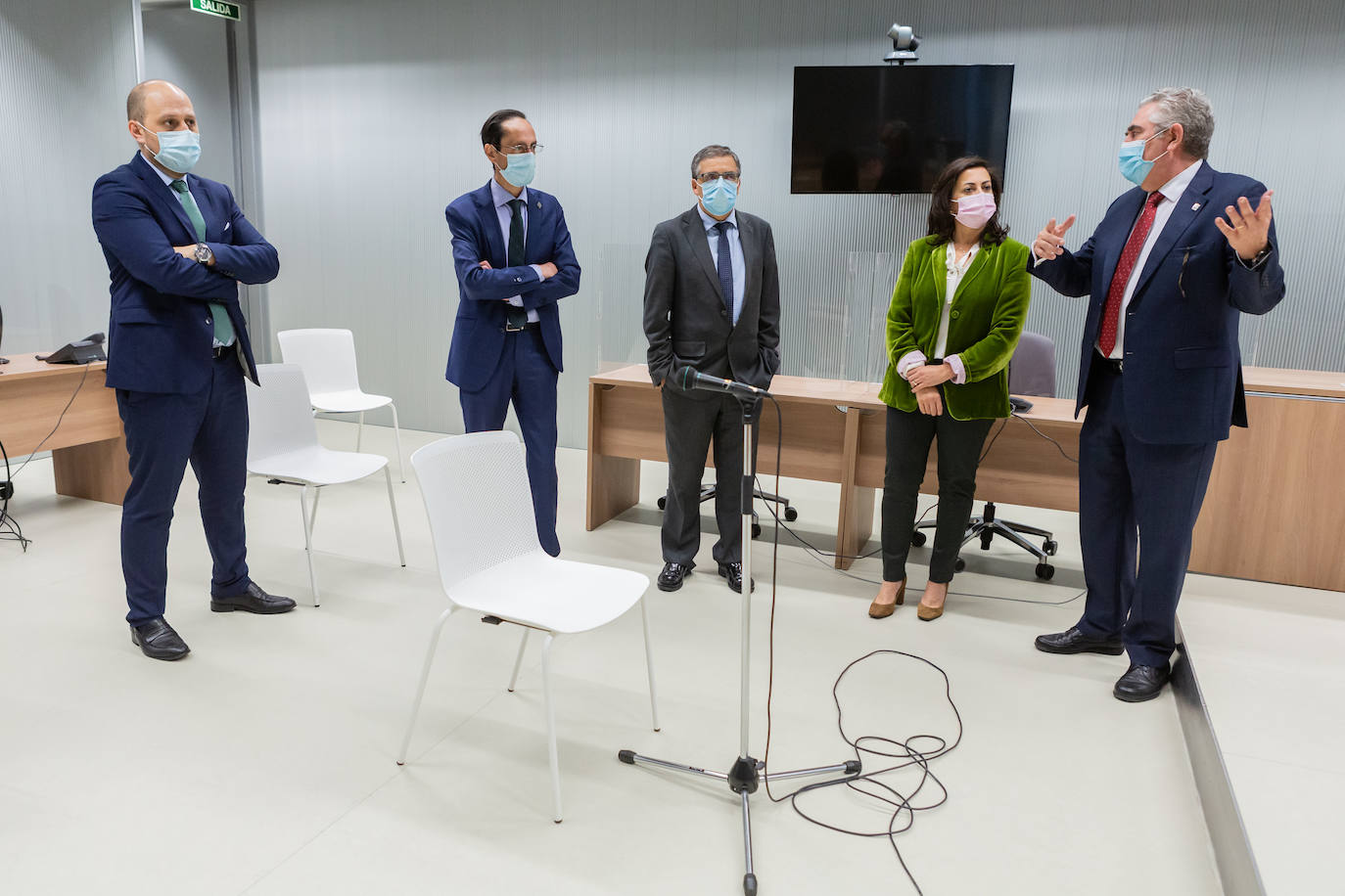 Visita de la presidenta del Gobierno de La Rioja a la nueva sala de vistas del Juzgado de Violencia sobre la Mujer.