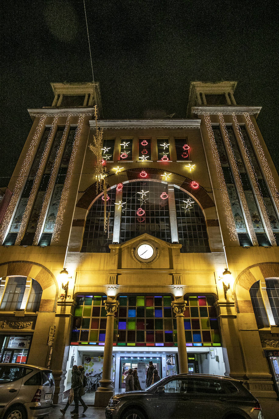 Primer encendido de las luces navideñas.