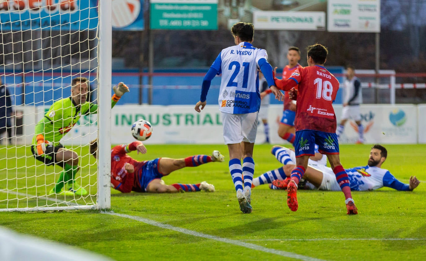 Los riojabajeños han ganado al Ejea con un gol de Cristian. 