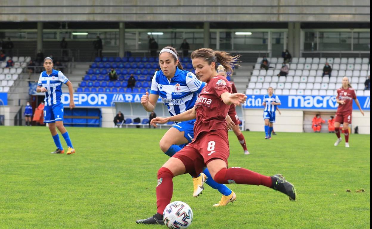 Leti, en un momento del partido. 