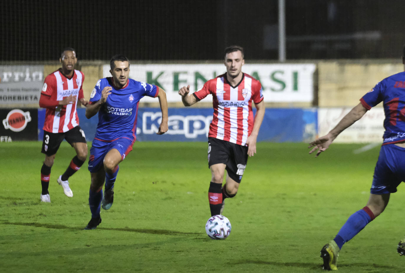 Los blanquirrojos se despiden de la Copa tras perder contra el Amorebieta.