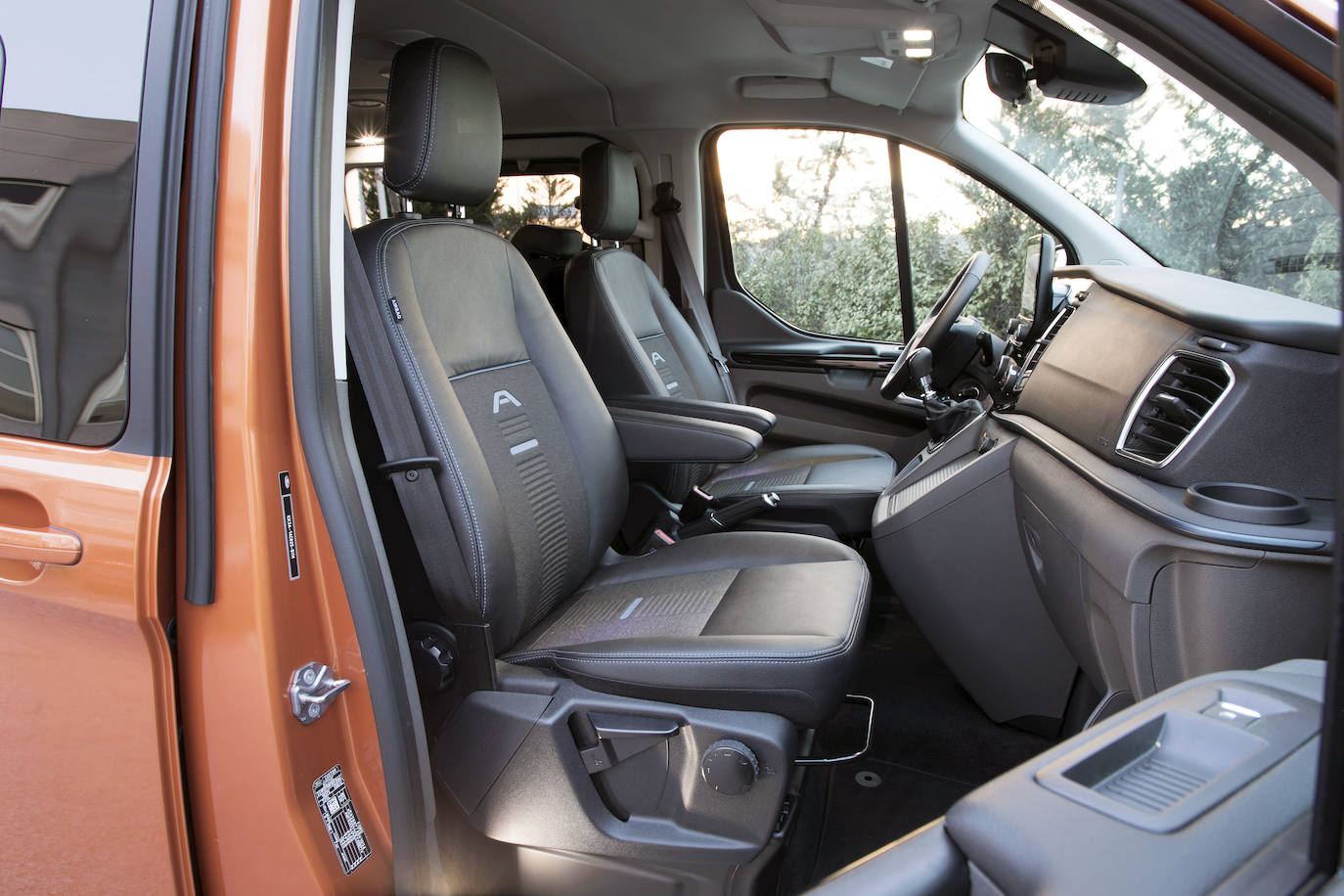 Fotos: Fotogalería: Ford Transit Trail y Tourneo Active