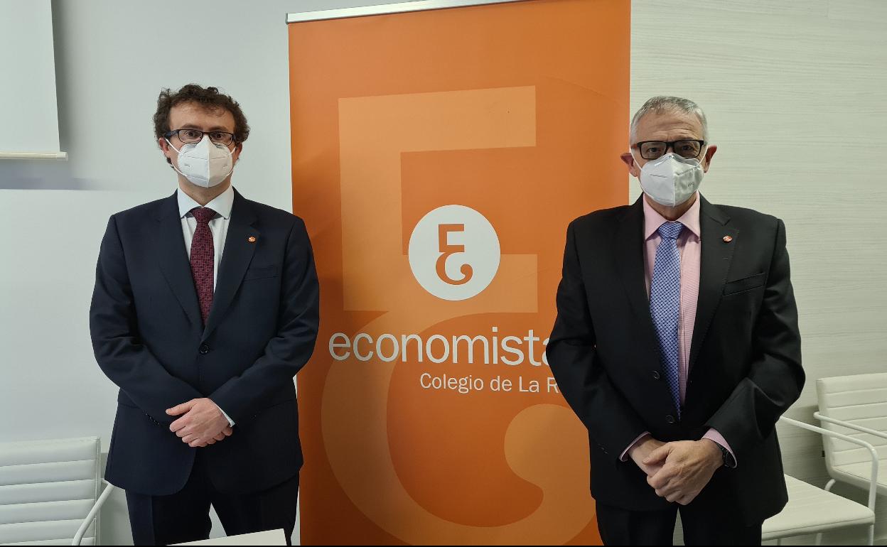 Ernesto Ignacio Gómez Tarragona y Alberto Miguel Marín Rubio, en la presentación del informe.