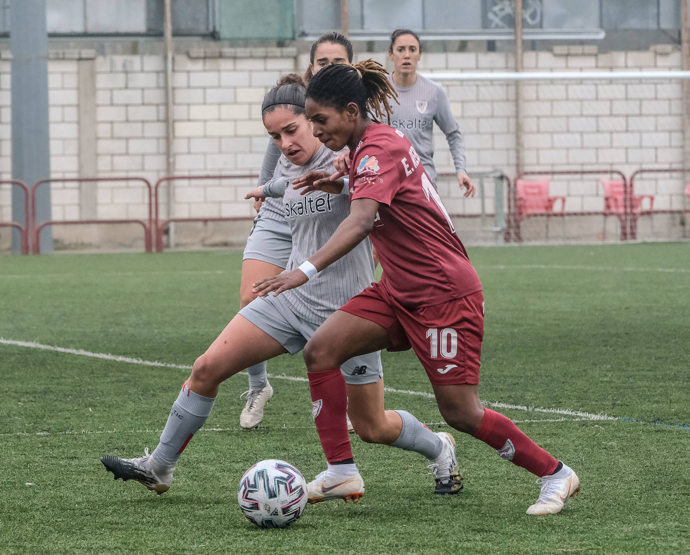 El EDF Logroño consigue su segunda victoria consecutiva contra el Athletic.