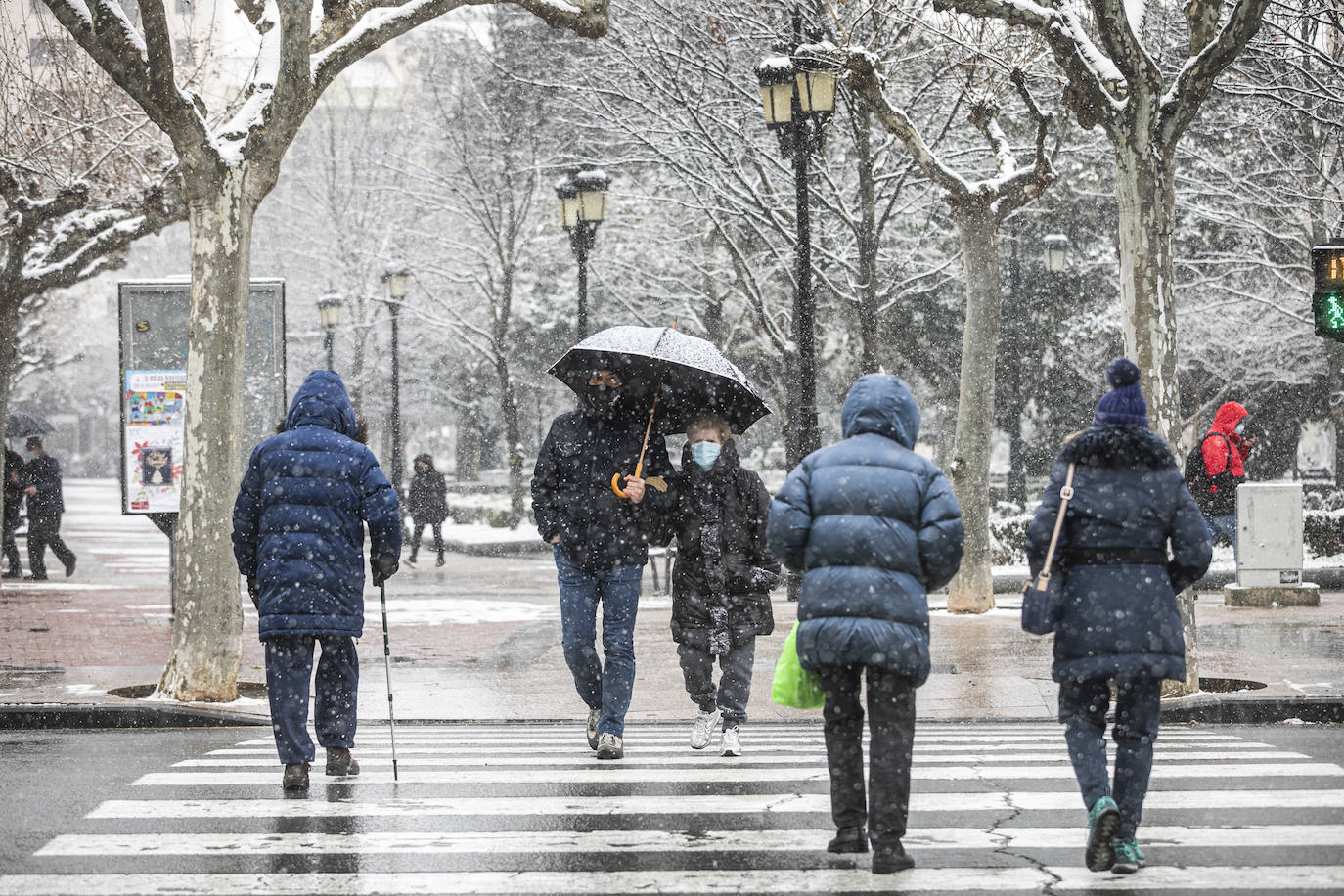 Fotos: La nieve cubre Logroño