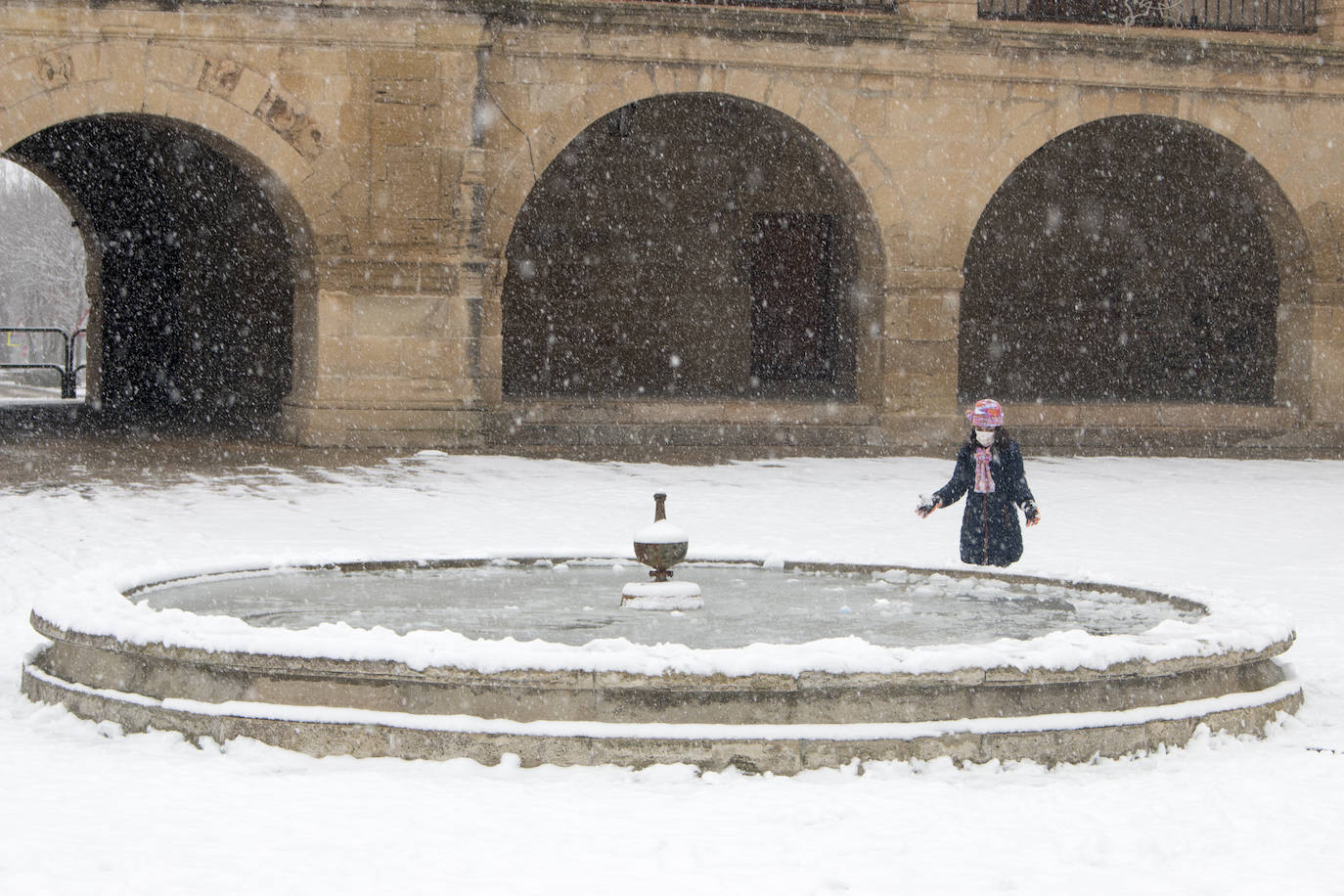 Fotos: Santo domingo se crubbre de nieve