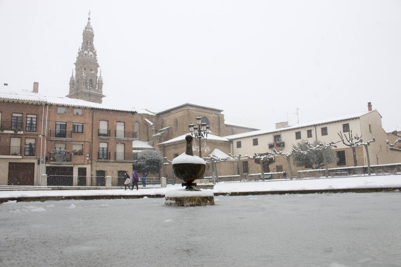 Fotos: Santo domingo se crubbre de nieve