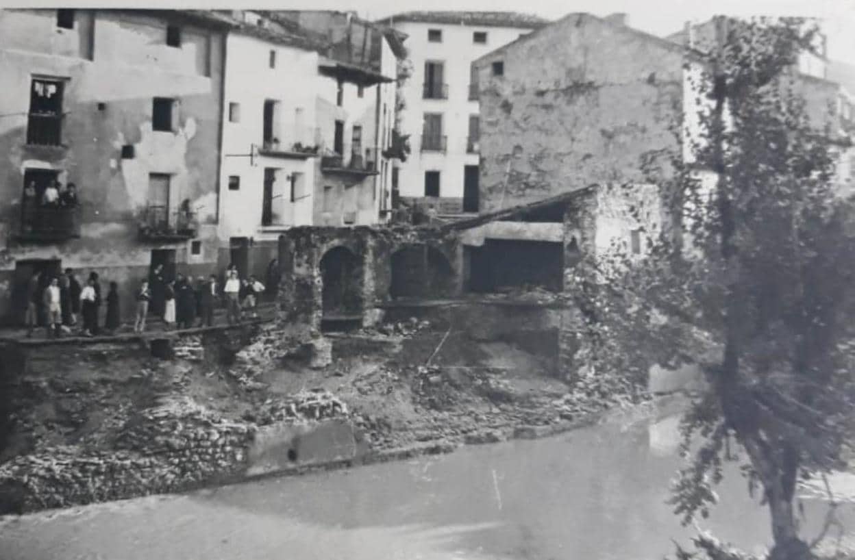 La Retina: edificios derruidos en las inundaciones de 1956 en Cervera