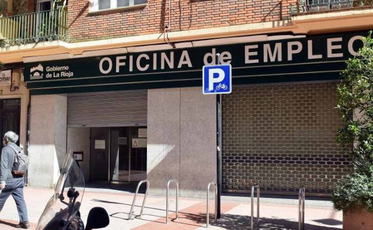 Oficina del Servicio Riojano de Empleo, en Logroño, en una imagen de archivo. 