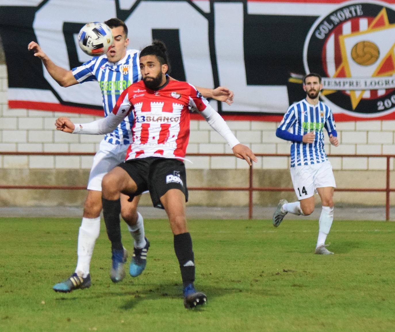 Fotos: Las imágenes de la derrota de la SD Logroñés ante el Izarra