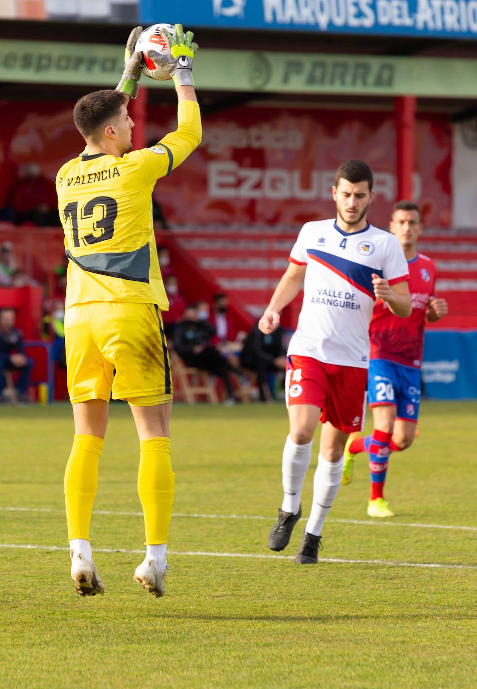 Fotos: Las imágenes del empate entre el Calahorra y la Mutilvera