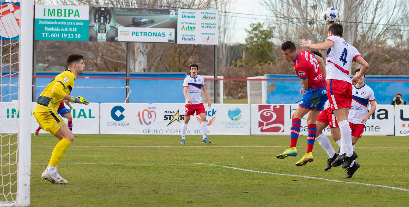 Fotos: Las imágenes del empate entre el Calahorra y la Mutilvera