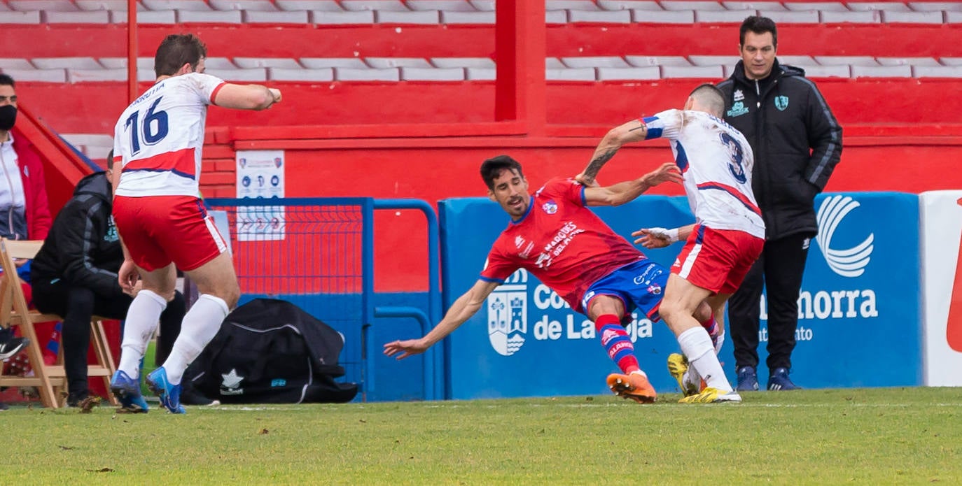 Fotos: Las imágenes del empate entre el Calahorra y la Mutilvera