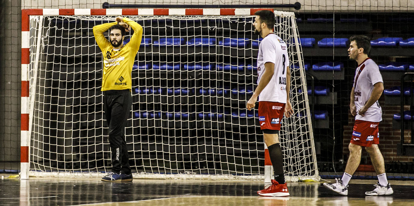 Fotos: Las imágenes de la derrota del Ciudad de Logroño ante el Sinfín