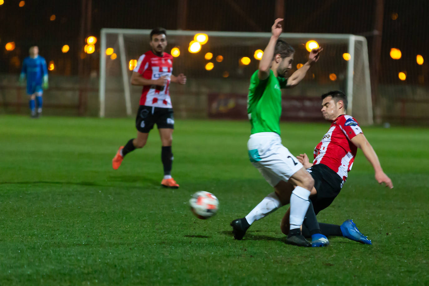 Fotos: El empate entre la SD Logroñes y el Haro, en imágenes