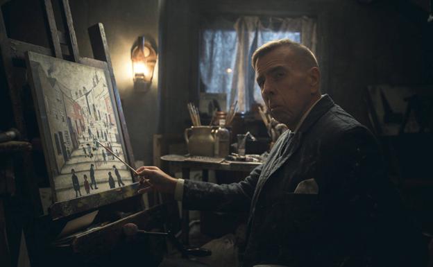 Timothy Spall da vida a otro célebre artista inglés, Laurence Stephen (L. S.) Lowry.