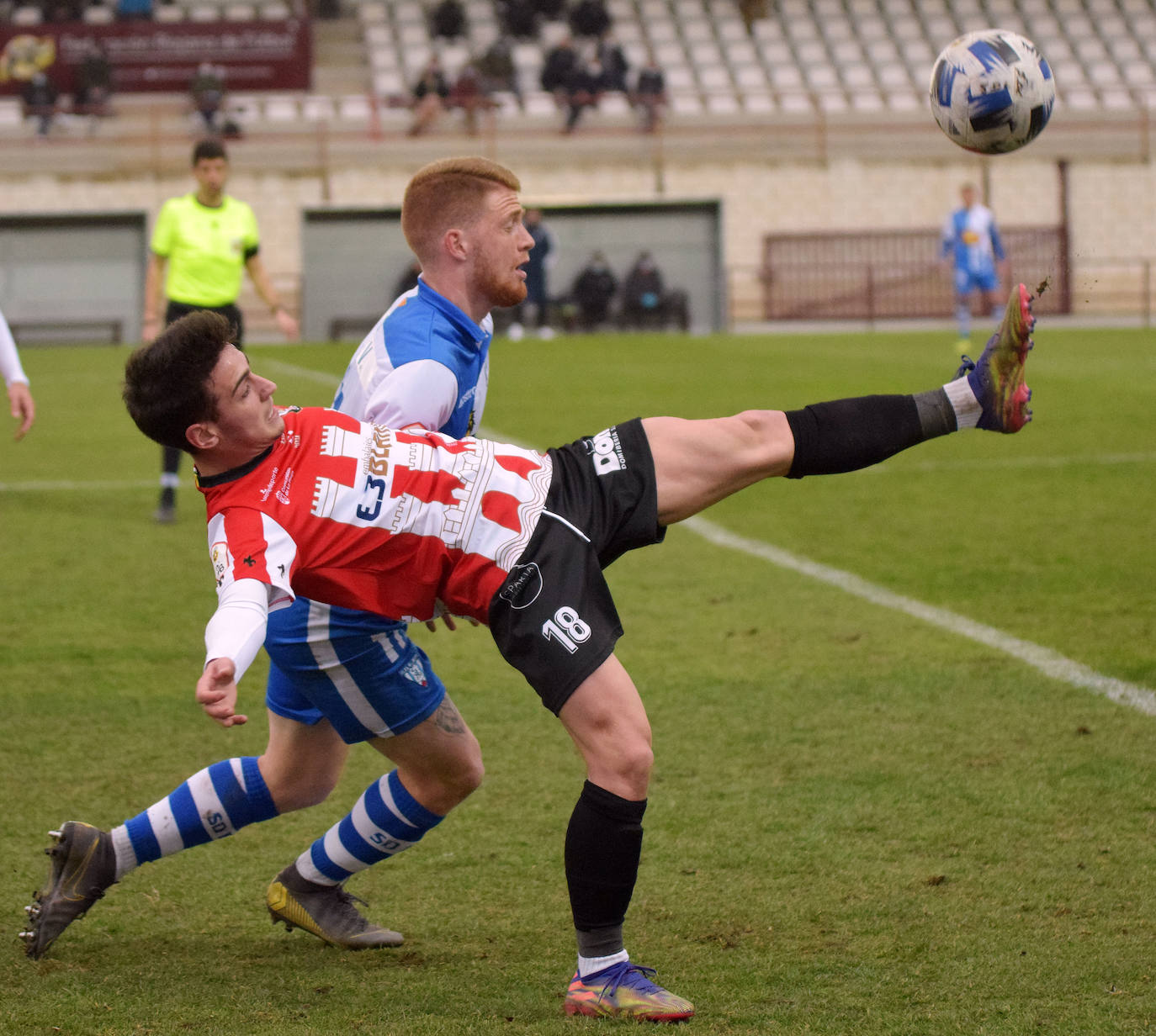 Fotos: Las imágenes de la victoria de la SD Logroñés ante el Ejea